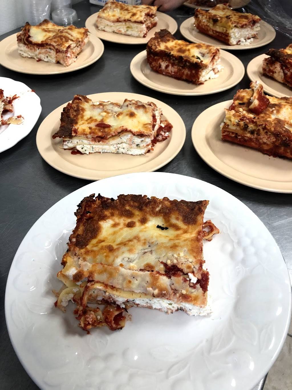 Knockout Pizza Round 2 | restaurant | 14380 Main St #101, Hesperia, CA 92345, USA | 7609565239 OR +1 760-956-5239