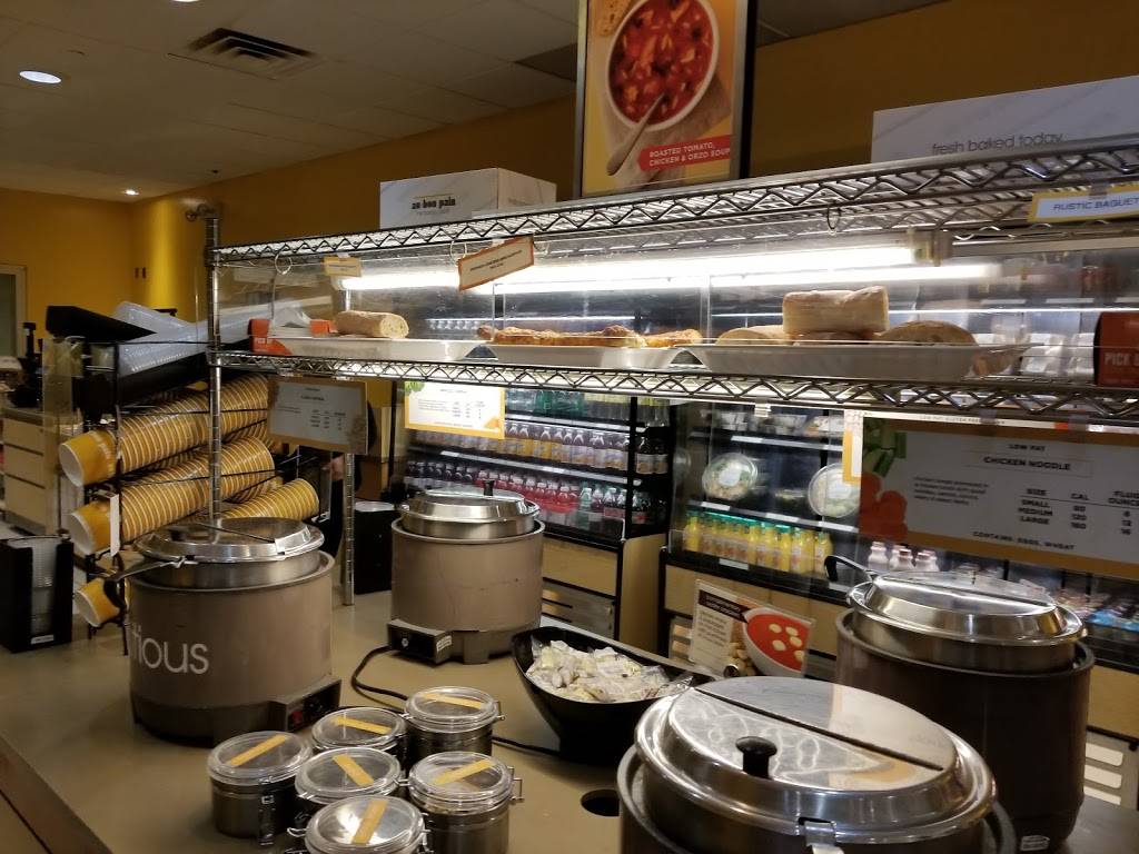 Au Bon Pain | cafe | 1 Laguardia Airport, Flushing, NY 11371, USA | 7186392516 OR +1 718-639-2516