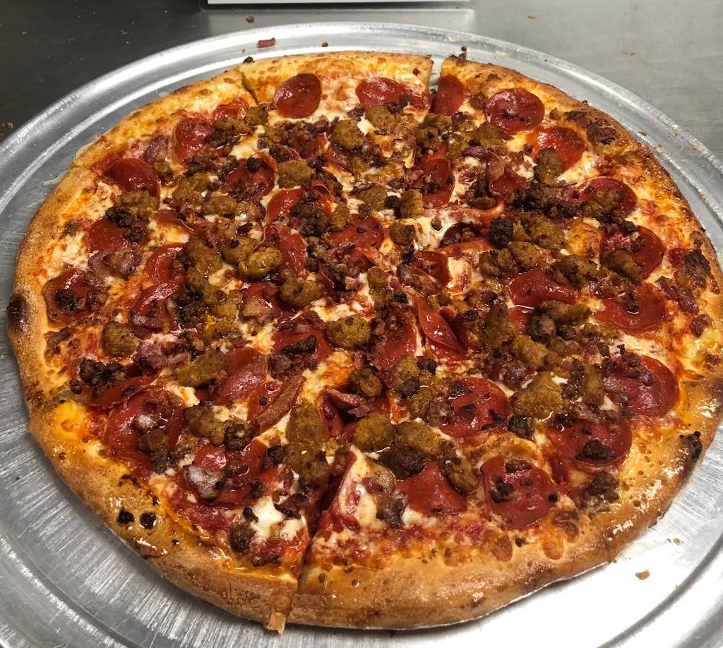 The Rooster Pub And Pizza | restaurant | 34 Main St, Brockport, NY 14420, USA | 5853913099 OR +1 585-391-3099