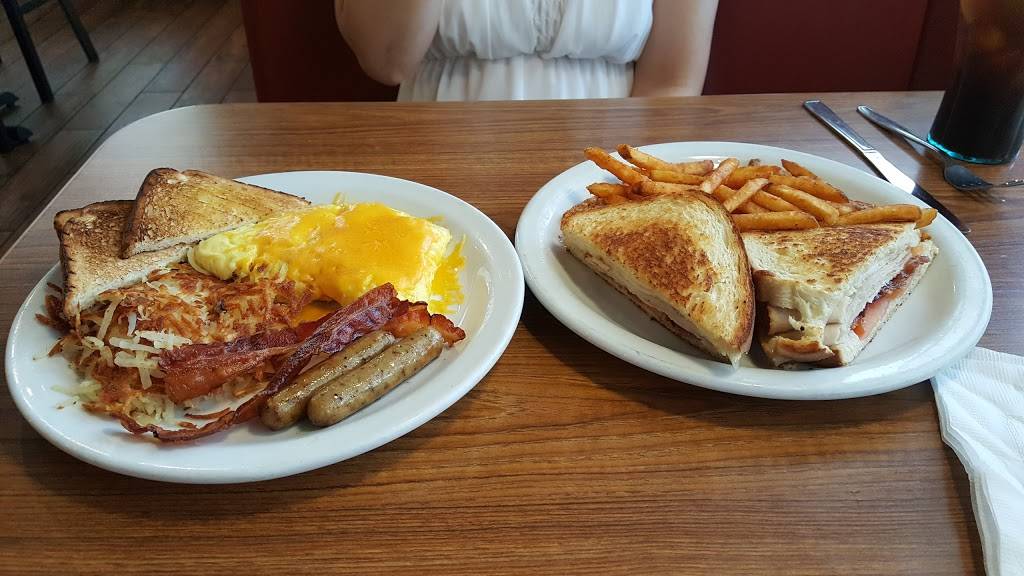 Dennys | restaurant | 205 Lewers St, Honolulu, HI 96815, USA | 8089238188 OR +1 808-923-8188