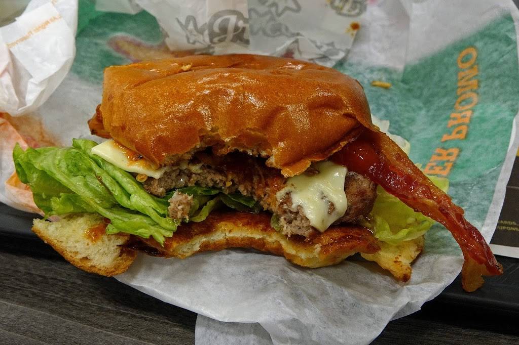 Carls Jr. | restaurant | 3000 Gateway St, Springfield, OR 97477, USA | 5417472275 OR +1 541-747-2275