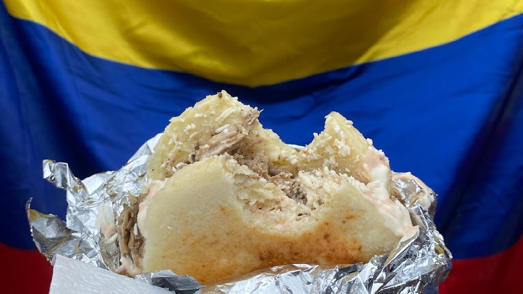 Melo - Colombian Stuffed Arepas & More | restaurant | 334 N Donnelly St, Mt Dora, FL 32757, USA | 4073408941 OR +1 407-340-8941