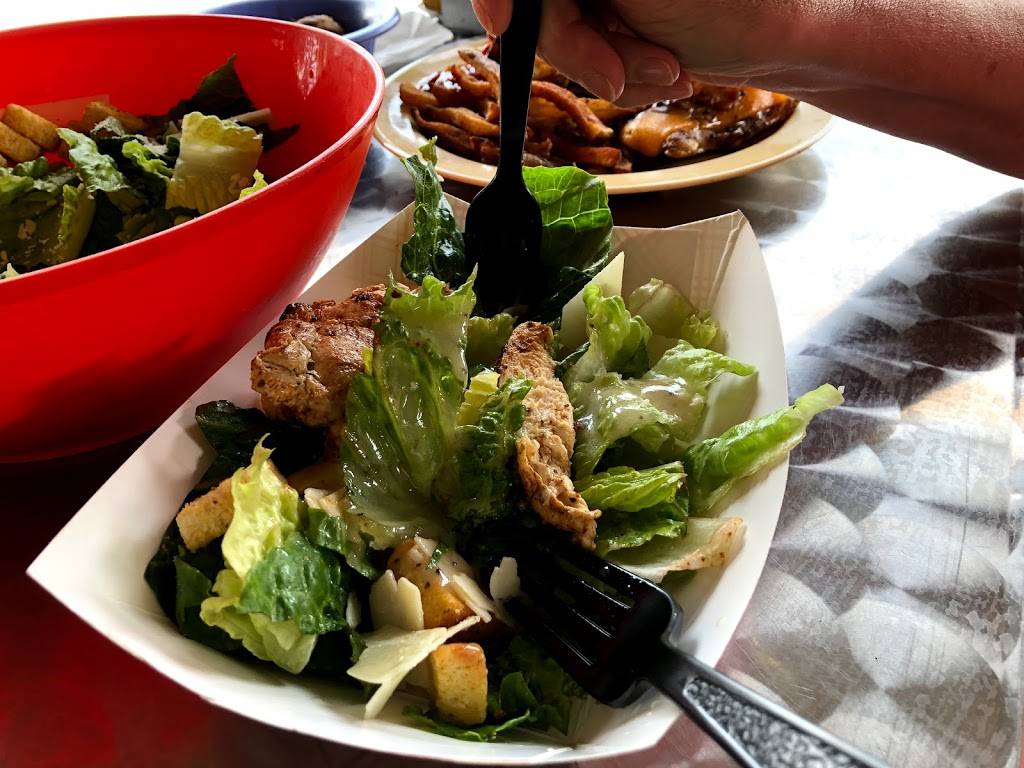 The Smokin Claw Tavern | restaurant | 401 W Turkeyfoot Lake Rd, Akron, OH 44319, USA | 3306442628 OR +1 330-644-2628