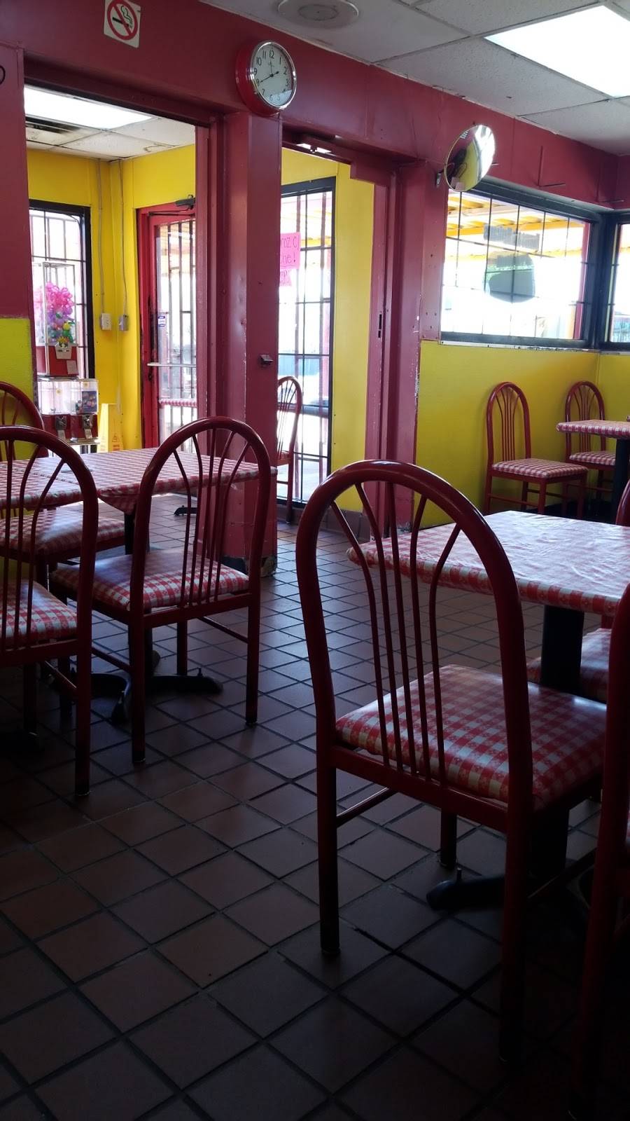 Cesar’s Tacos | restaurant | 3025 S Westmoreland Rd, Dallas, TX 75233, USA | 2143305003 OR +1 214-330-5003