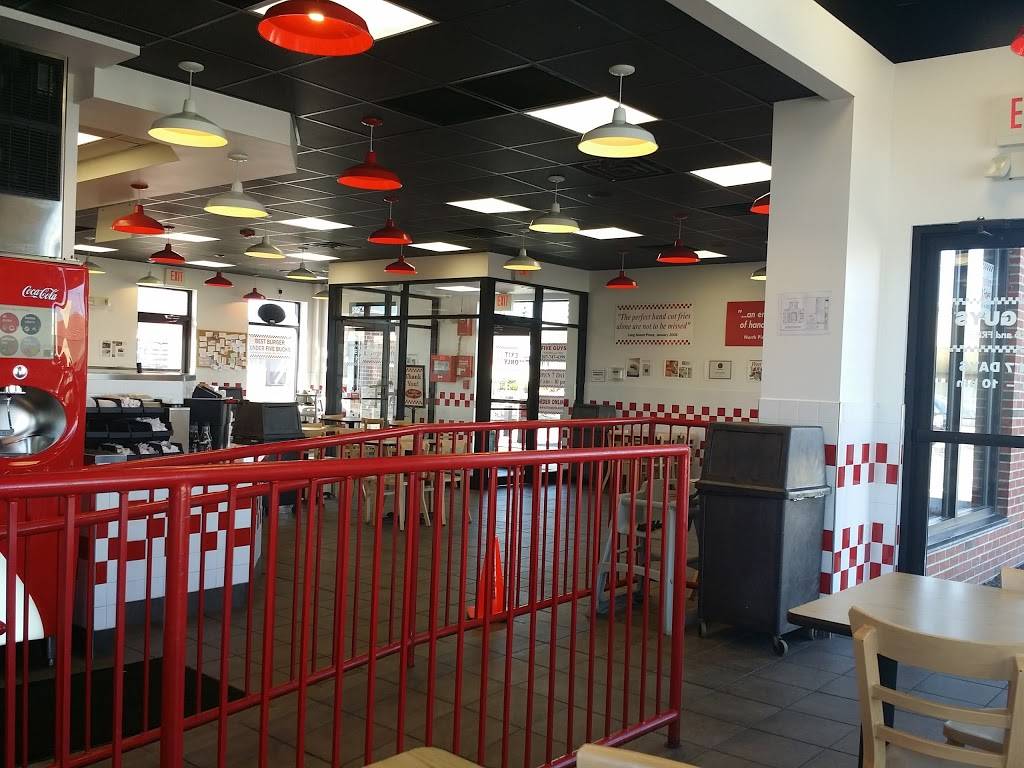 Five Guys | meal takeaway | 198 Maine Mall Rd, South Portland, ME 04106, USA | 2075361012 OR +1 207-536-1012