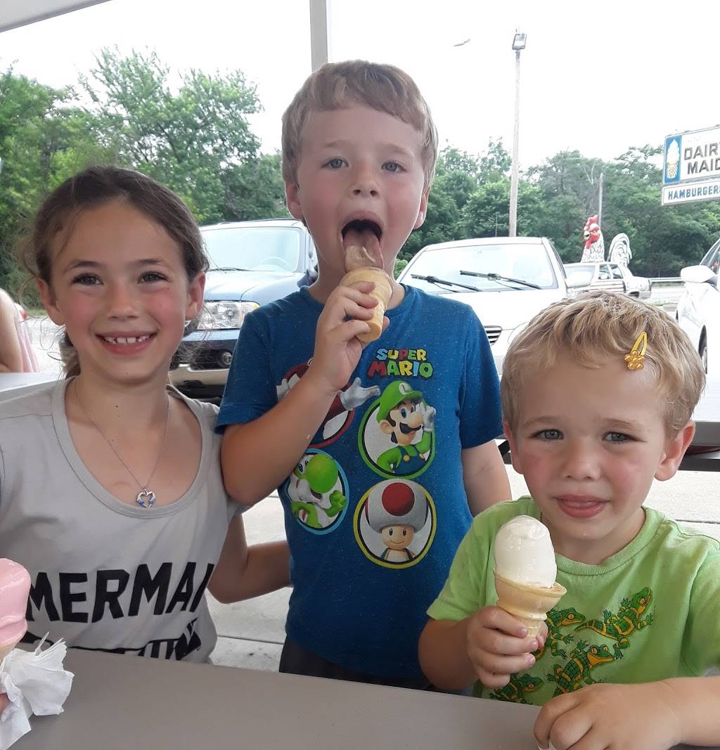Krekels Dairy Maid | restaurant | 2320 E Main St, Decatur, IL 62521, USA | 2174231719 OR +1 217-423-1719
