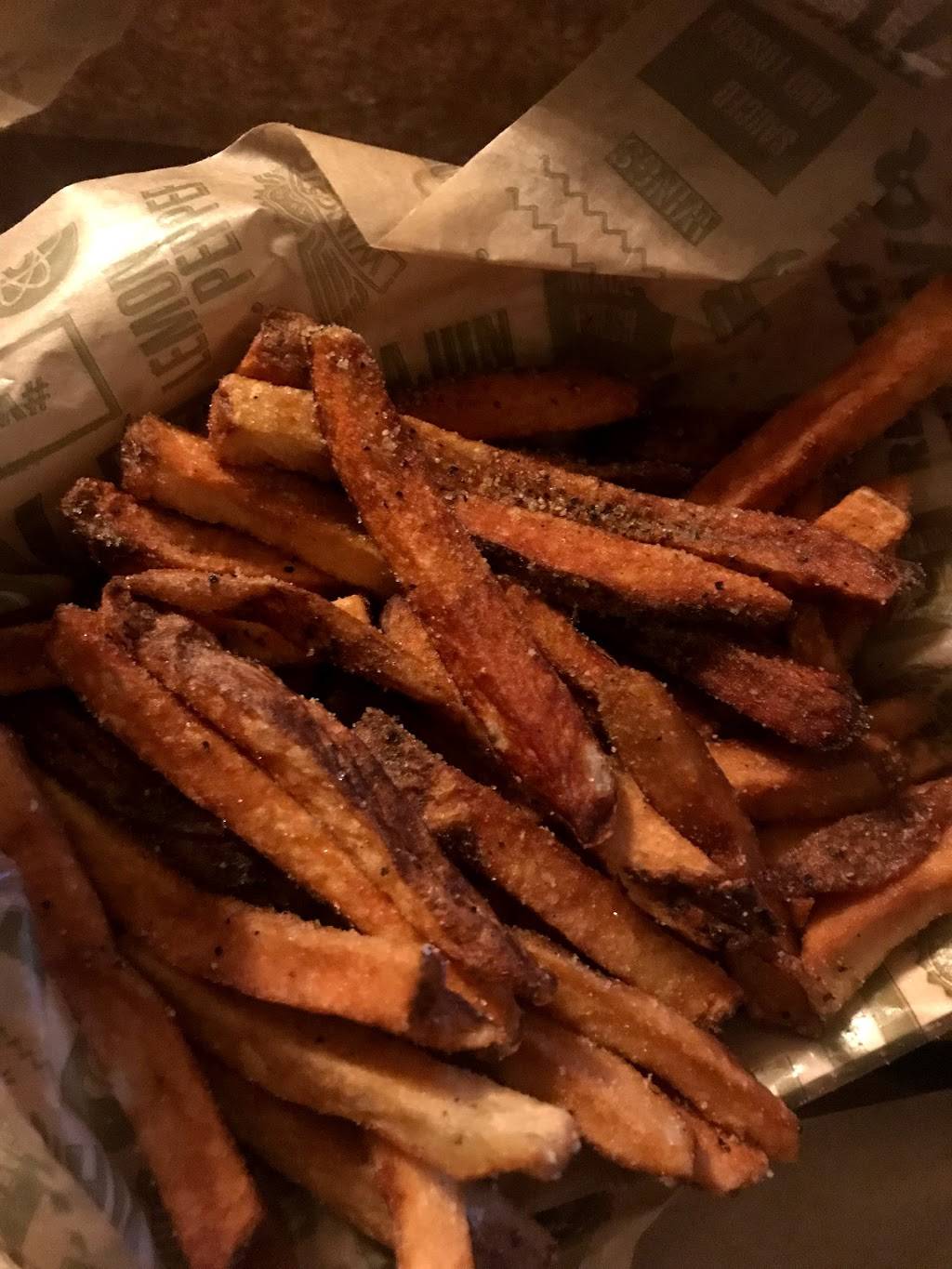 Wingstop | restaurant | 13450 Research Blvd Ste 238, Austin, TX 78750, USA | 5123319464 OR +1 512-331-9464