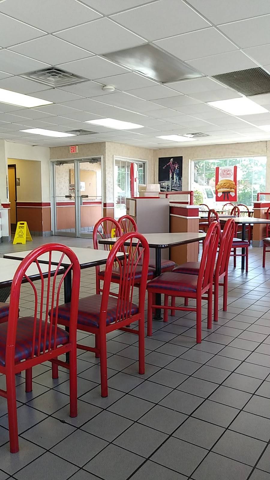 KFC | restaurant | 3132 Mansfield Hwy, Fort Worth, TX 76119, USA | 8175312311 OR +1 817-531-2311