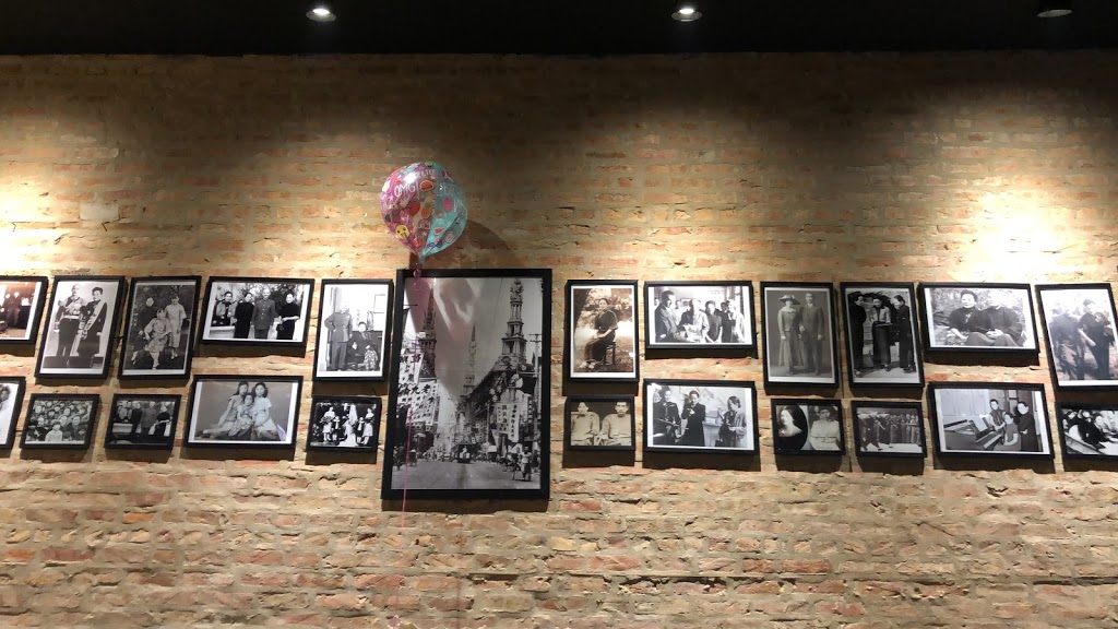 La Mom Kitchen | restaurant | 3312 S Halsted St, Chicago, IL 60608, USA | 7735654431 OR +1 773-565-4431