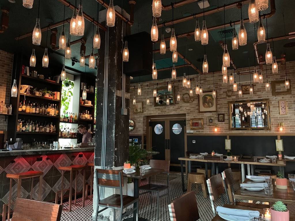 The Jim and Neesie | restaurant | 3120 Collins Ave, Miami, FL 33140, USA | 7864965730 OR +1 786-496-5730