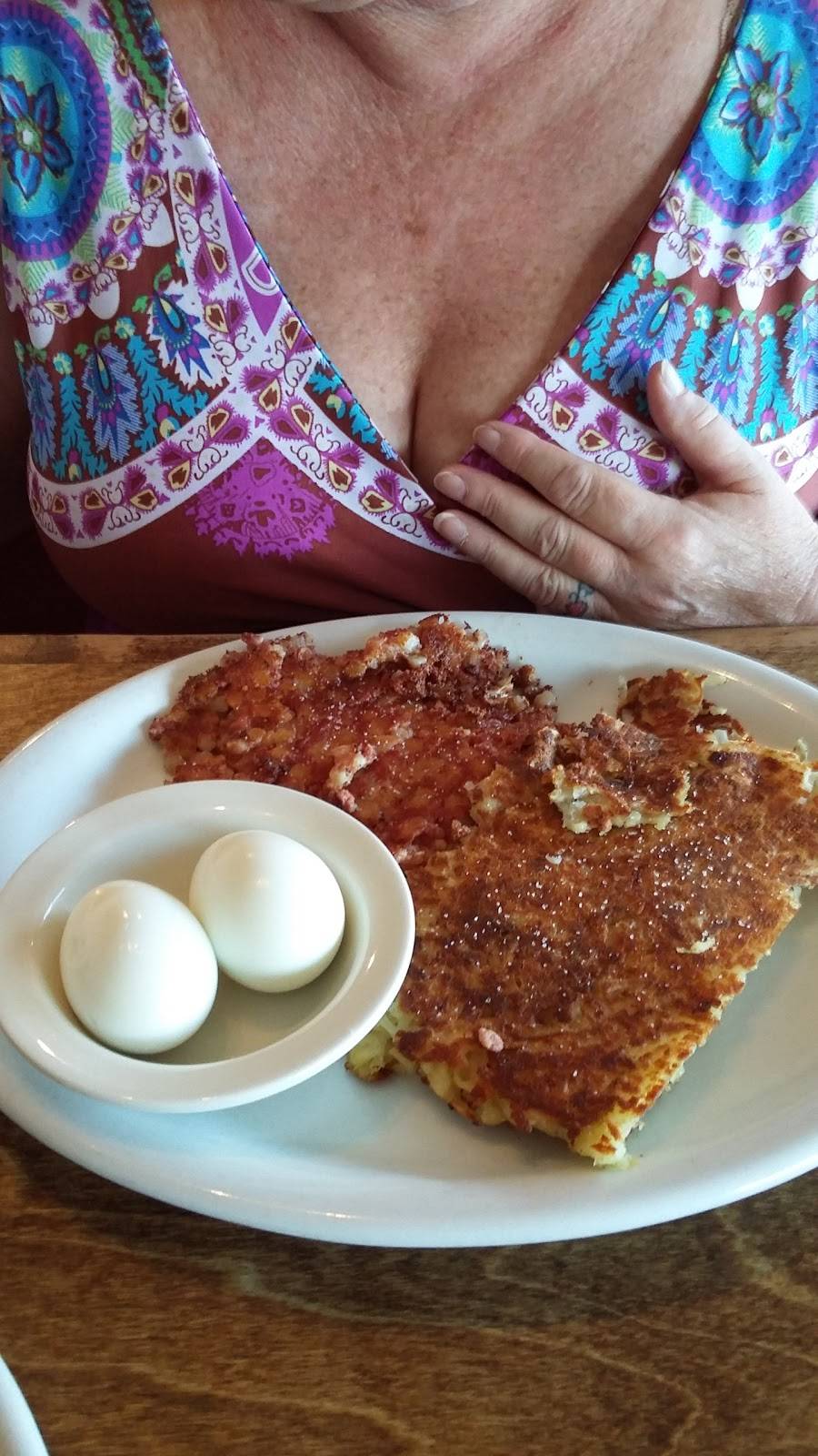 The Egg House | restaurant | 1470 E Los Angeles Ave, Simi Valley, CA 93065, USA | 8055263305 OR +1 805-526-3305