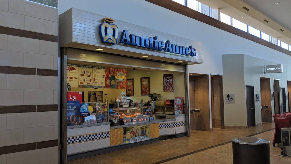 Auntie Annes | cafe | 313 Burr Ln, Lake Grove, NY 11755, USA | 6313603005 OR +1 631-360-3005