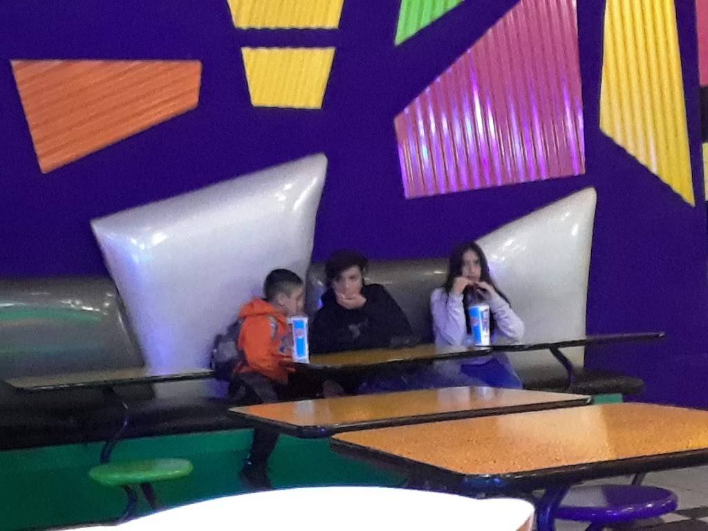 Cinemark Hollywood USA Movies 15 | meal takeaway | 4040 S Shiloh Rd, Garland, TX 75041, USA | 9728401026 OR +1 972-840-1026