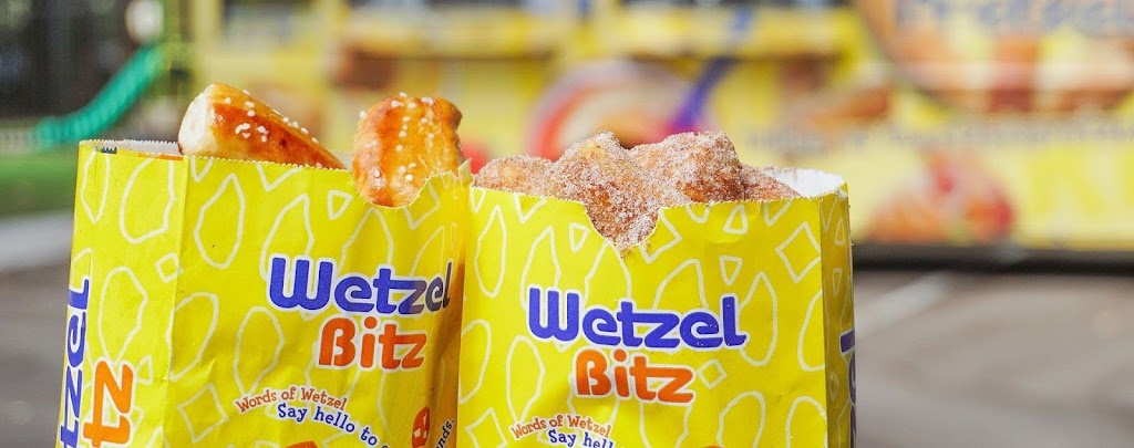 Wetzels Pretzels | bakery | 26502 Towne Centre Dr, Foothill Ranch, CA 92610, USA | 9099080360 OR +1 909-908-0360