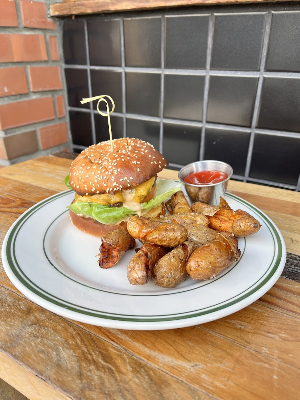 Breakaway Cafe | cafe | 8686 Washington Blvd, Culver City, CA 90232, USA | 3104922608 OR +1 310-492-2608