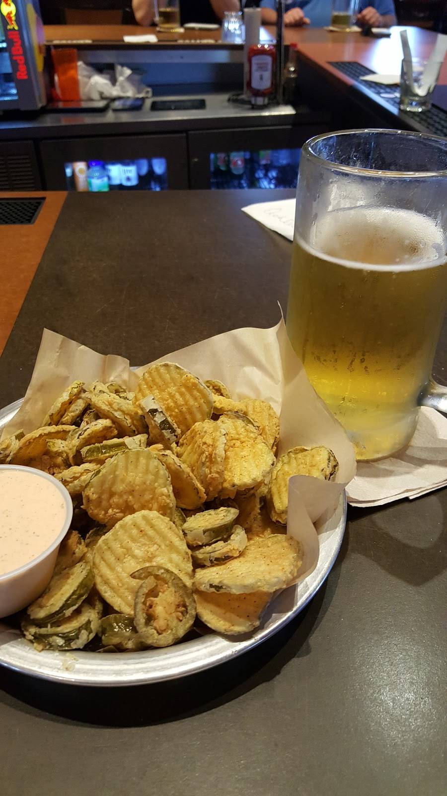 Hooters | restaurant | 5821 Interstate 20 W, Arlington, TX 76016, USA | 8175169464 OR +1 817-516-9464