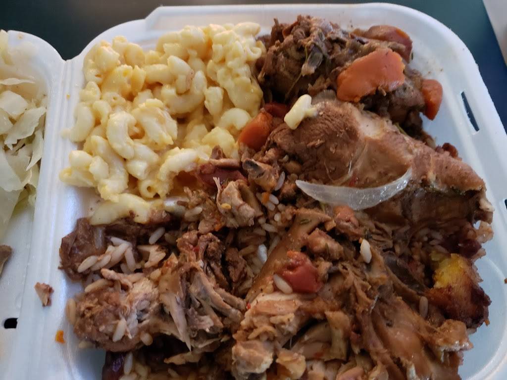Uncle Joes Jerk Chicken Hyde Park | restaurant | 1461 E Hyde Park Blvd, Chicago, IL 60615, USA | 7732415550 OR +1 773-241-5550