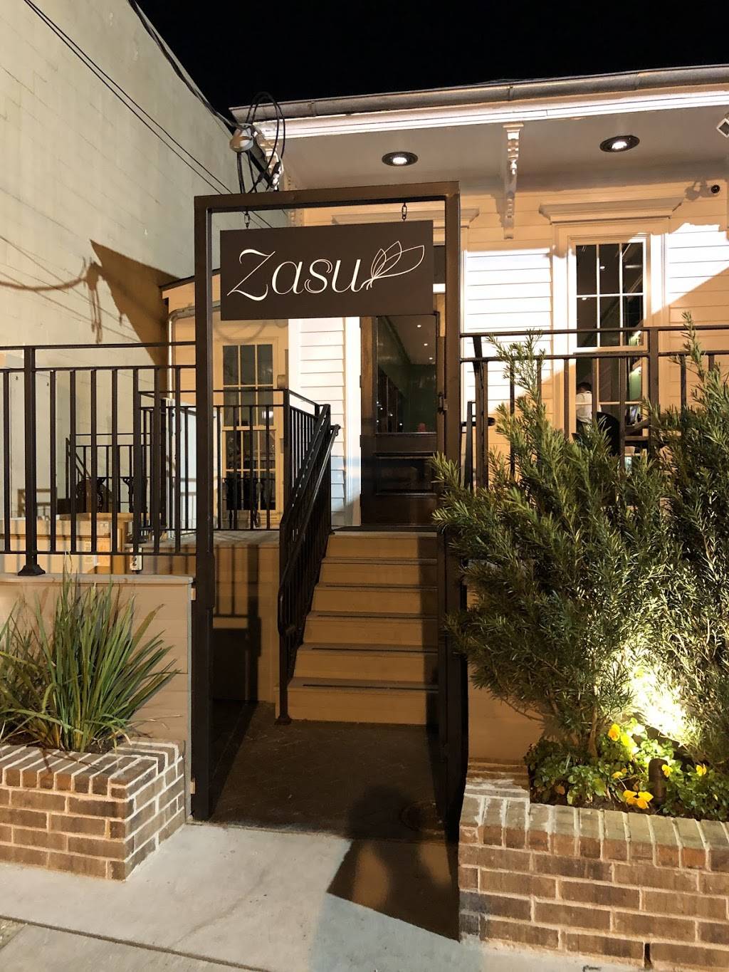 Zasu | restaurant | 127 N Carrollton Ave, New Orleans, LA 70119, USA | 5042673233 OR +1 504-267-3233