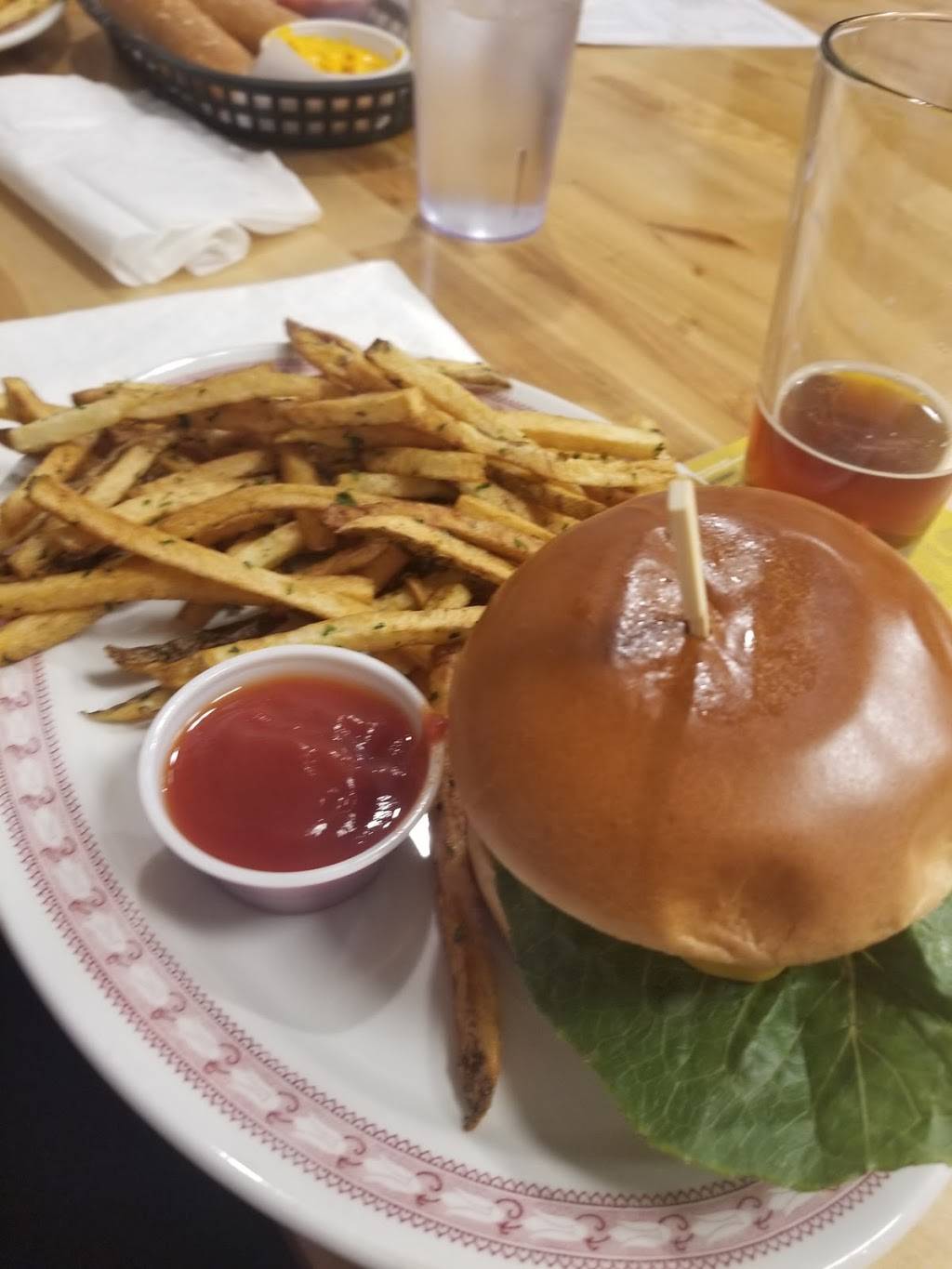 Merlins Beard | restaurant | 220 Columbia St, Lafayette, IN 47901, USA | 7657144441 OR +1 765-714-4441