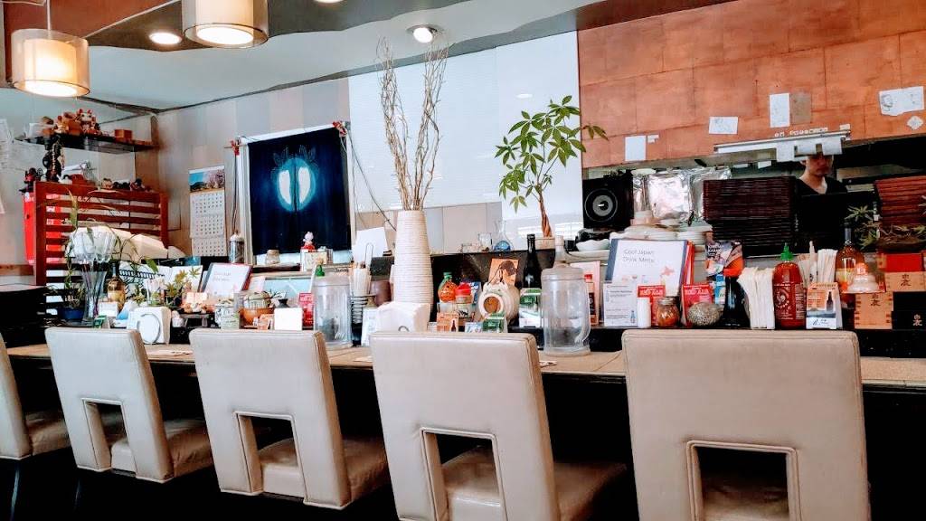 Kikis Japanese Casual Dining | restaurant | 2440 S Colorado Blvd, Denver, CO 80222, USA | 3035044043 OR +1 303-504-4043