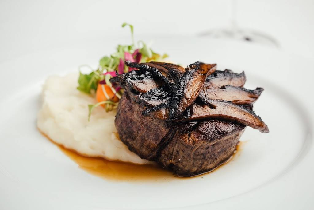 St. Mark’s Chop Room and Bar | restaurant | 6462 Avondale Dr, Nichols Hills, OK 73116, USA | 4058486200 OR +1 405-848-6200