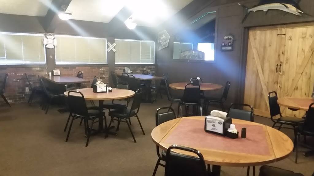 Harbor House Seafood and Steaks | restaurant | 2510 N Roan St, Johnson City, TN 37601, USA | 4232825122 OR +1 423-282-5122