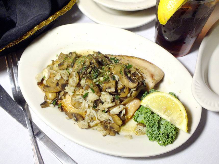 Kathryns Steakhouse and Seafood Restaurant | night club | 6800 Old Canton Rd #108, Ridgeland, MS 39157, USA | 6019562803 OR +1 601-956-2803