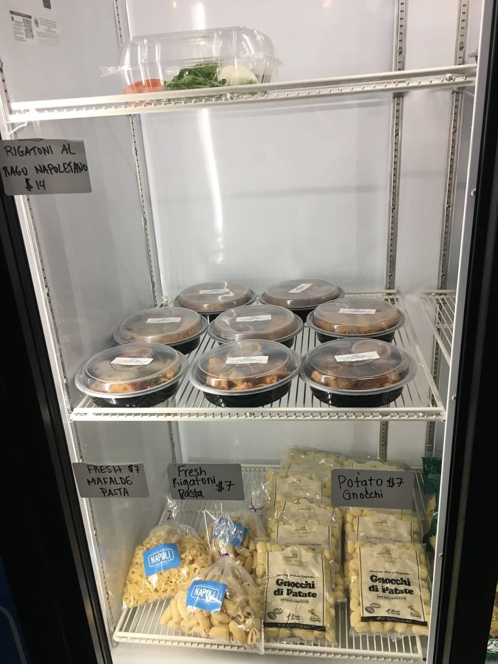 Napoli Salumeria | restaurant | 1301 S Joyce St, Arlington, VA 22202, USA | 5714317903 OR +1 571-431-7903