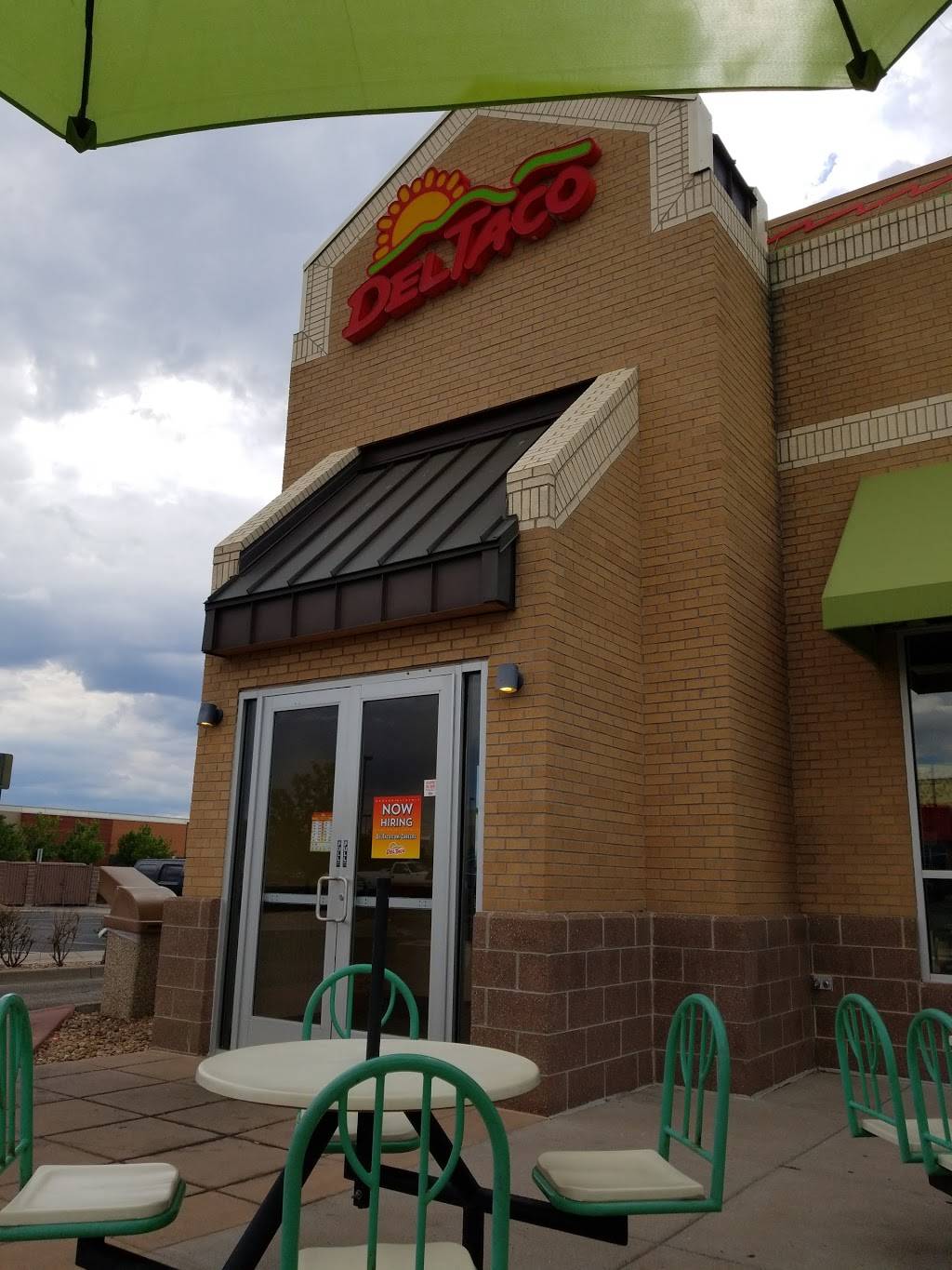 Del Taco | meal takeaway | 8100 Northfield Blvd, Denver, CO 80239, USA | 3033071712 OR +1 303-307-1712