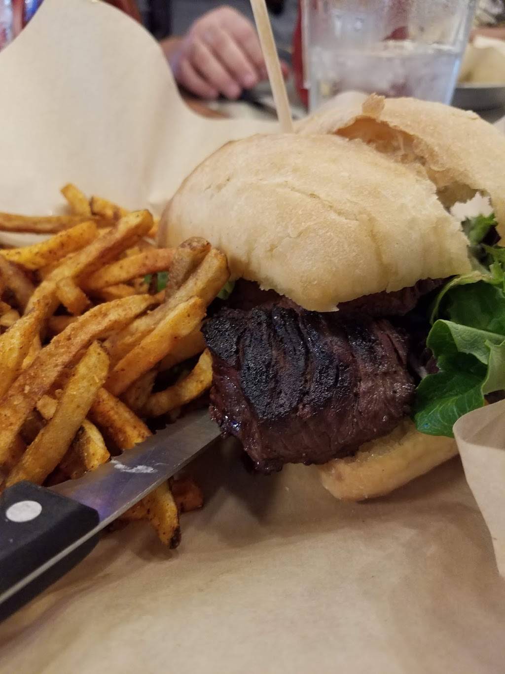 Flat Iron Tap | restaurant | 2007, 150 Center St, Lake Geneva, WI 53147, USA | 2628124064 OR +1 262-812-4064