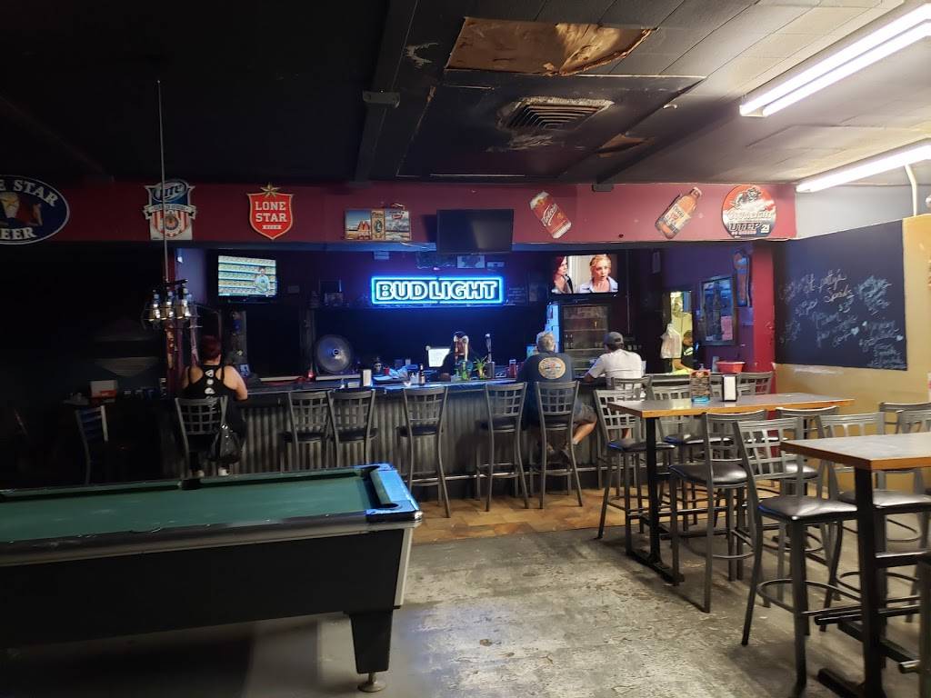 Paulinas bar and grill | restaurant | 7792 Franklin Dr, El Paso, TX 79915, USA | 9157710997 OR +1 915-771-0997