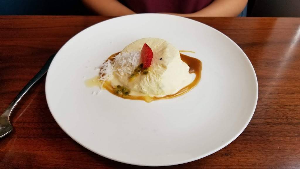 Barnsteiners | restaurant | 1 Balmoral Ave, Toronto, ON M4V 3B9, Canada | 4165150551 OR +1 416-515-0551