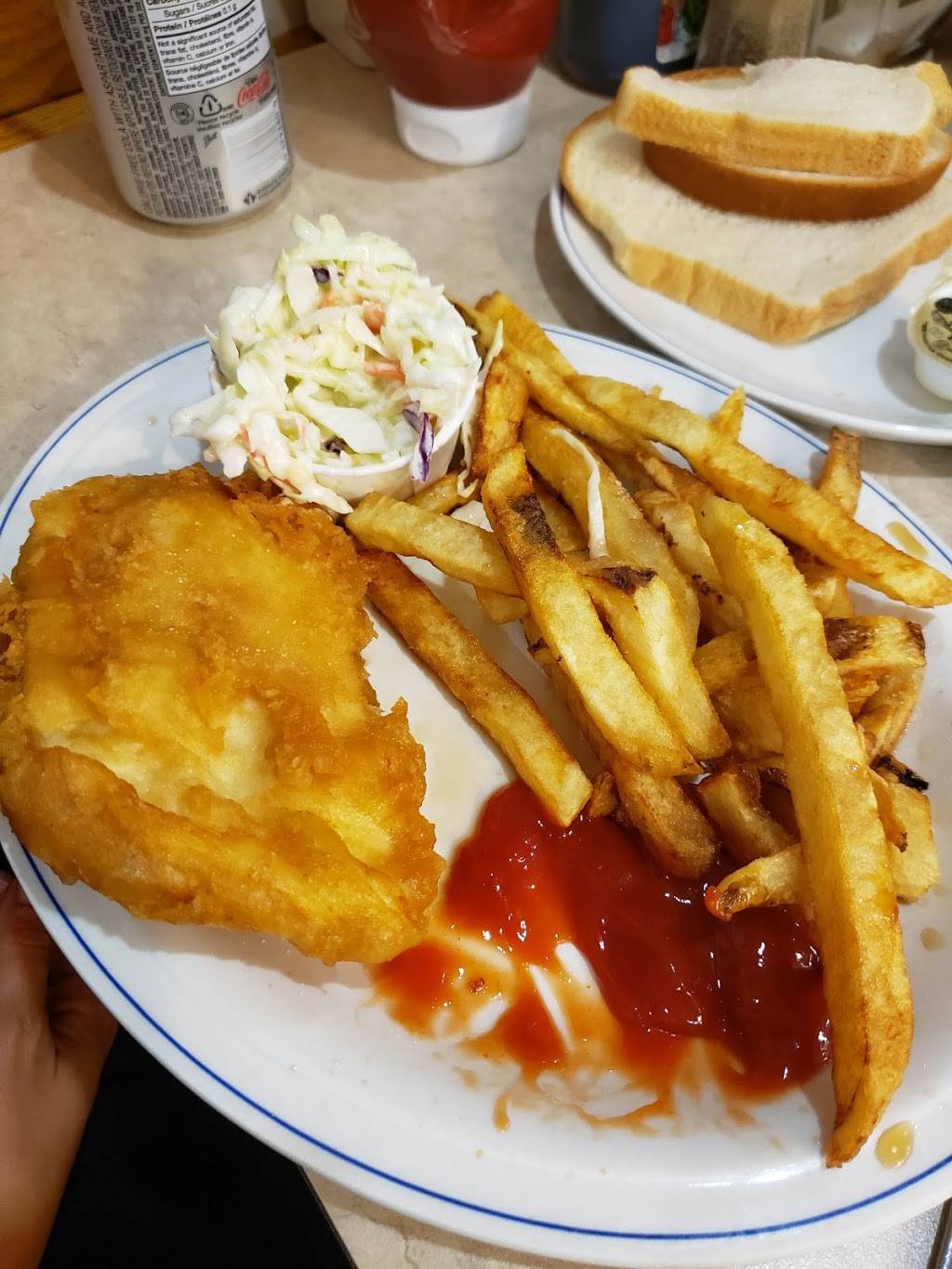 Golden Crisp Fish & Chips | restaurant | 1354 Weston Rd, York, ON M6M 4R8, Canada | 4162458839 OR +1 416-245-8839