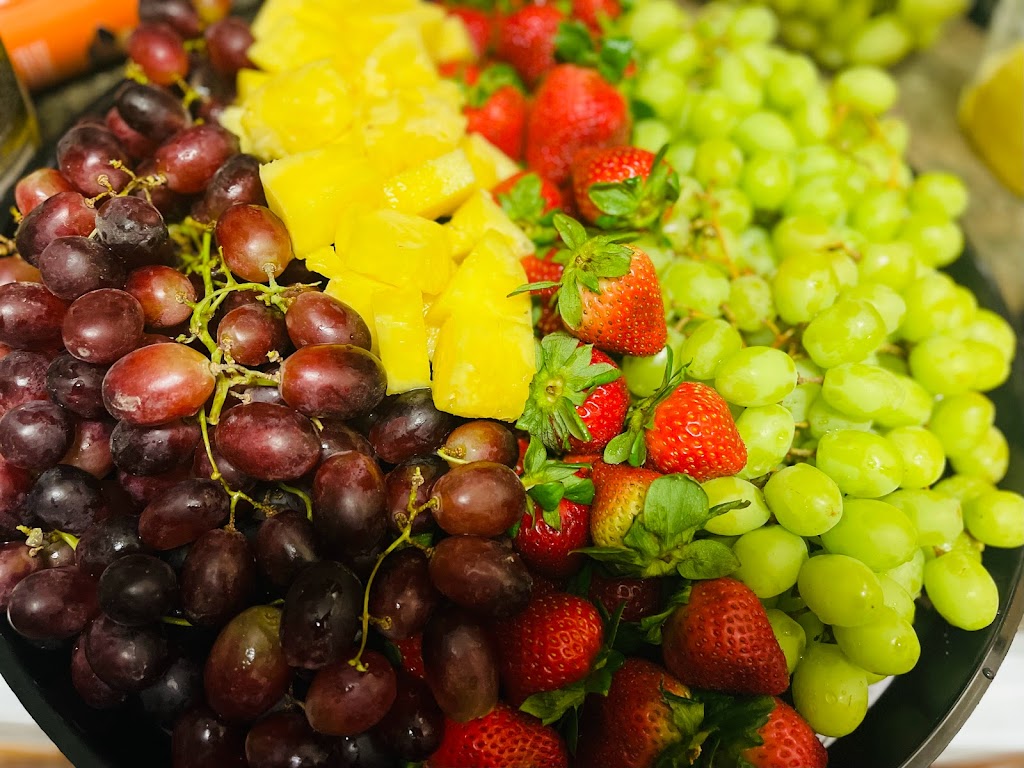 Lady Jays Catering & Restaurant | restaurant | 106 W Martin St, Martinsburg, WV 25401, USA | 3049095627 OR +1 304-909-5627