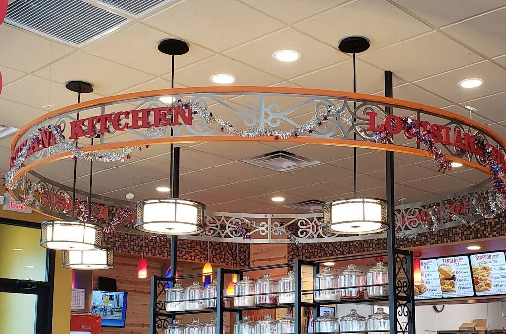 Popeyes Louisiana Kitchen | restaurant | 9230 S Houghton Rd, Tucson, AZ 85747, USA | 5205743775 OR +1 520-574-3775