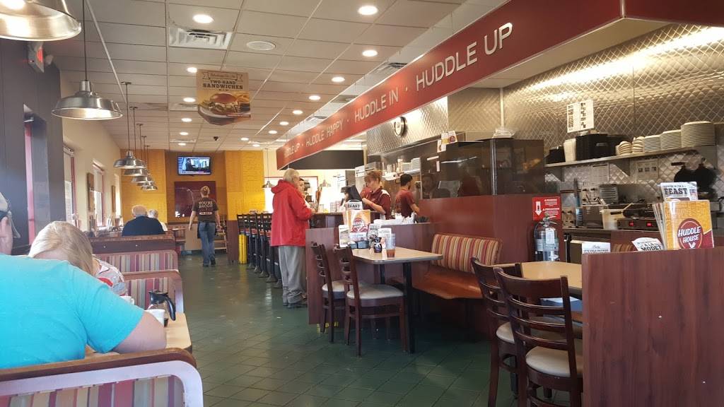 Huddle House | restaurant | 1402 N Young Blvd, Chiefland, FL 32626, USA | 3524939912 OR +1 352-493-9912