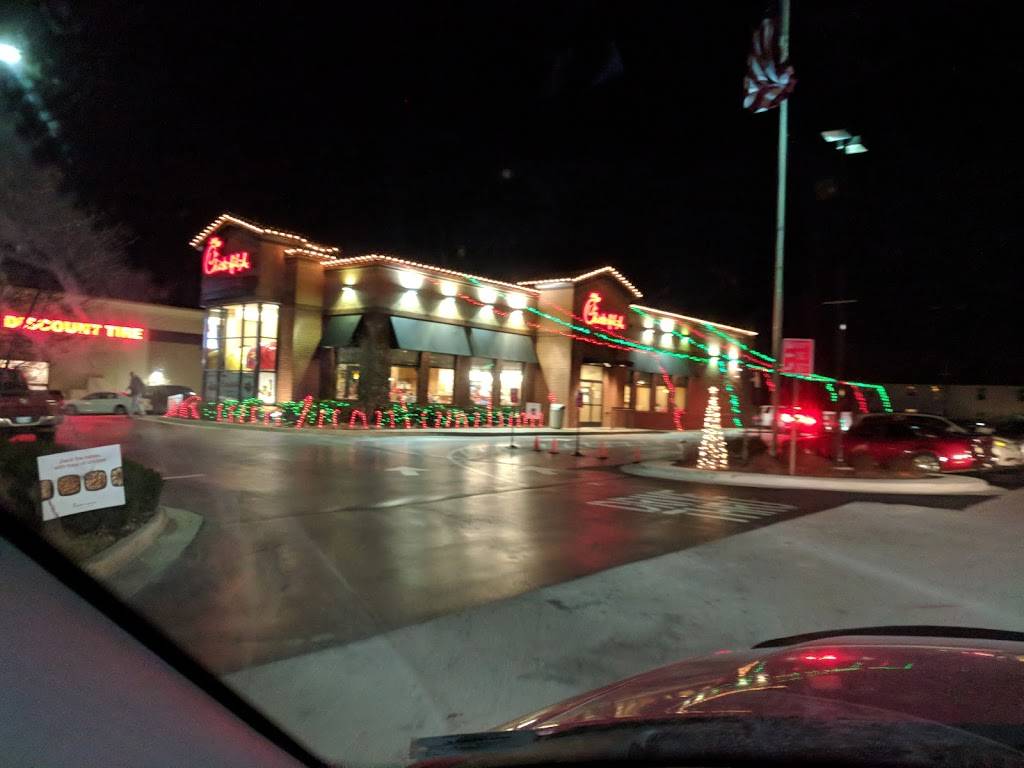 Chick-fil-A | restaurant | 3700 S Glenstone Ave, Springfield, MO 65804, USA | 4178905800 OR +1 417-890-5800