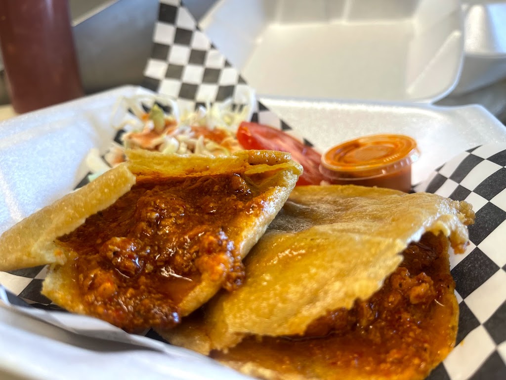 El Coloyork | restaurant | 11436 Cedar Ave, Bloomington, CA 92316, USA | 9099612441 OR +1 909-961-2441