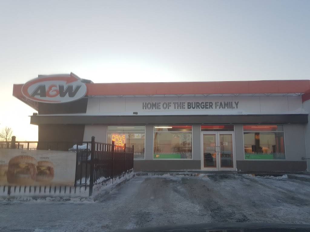 A&W Canada | restaurant | 638 Lennox and Addington County Rd 41 RR 6, Napanee, ON K7R 3L1, Canada | 6133541462 OR +1 613-354-1462
