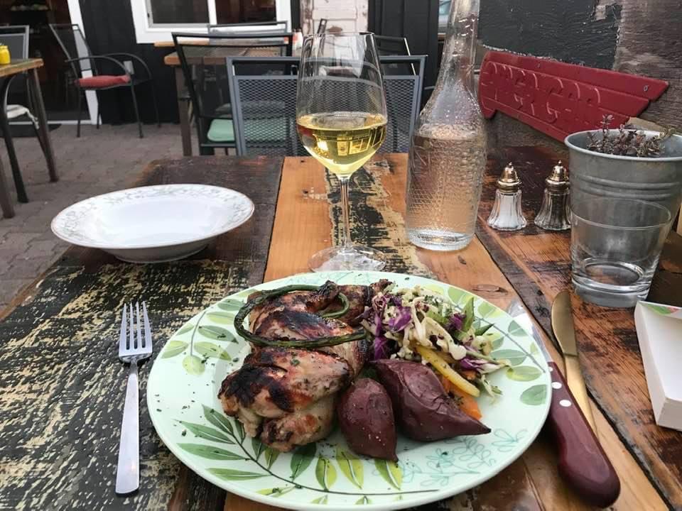 The Drifters Table | restaurant | 820 Main St, Loyalton, CA 96118, USA | 5309934312 OR +1 530-993-4312