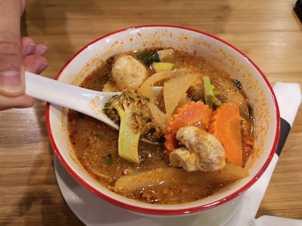 Jatujak Thai Cuisine | meal takeaway | 5651 Steeles Ave East. Unit #7 & 8, Toronto, ON M1V 5P6, Canada | 4162939939 OR +1 416-293-9939