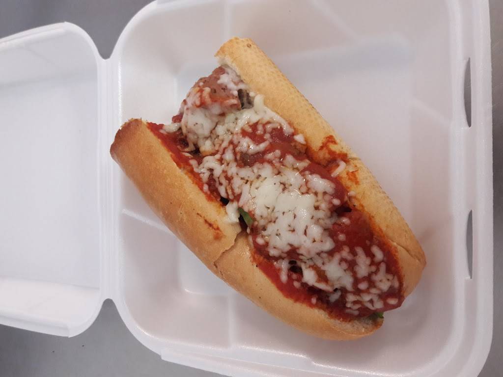 Gina Marias | restaurant | 1525 N Placentia Ave, Placentia, CA 92870, USA | 7149967371 OR +1 714-996-7371