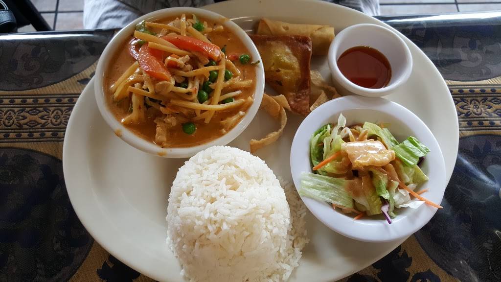 Finest Thai | restaurant | 354 Broadway, El Cajon, CA 92021, USA | 6195882271 OR +1 619-588-2271