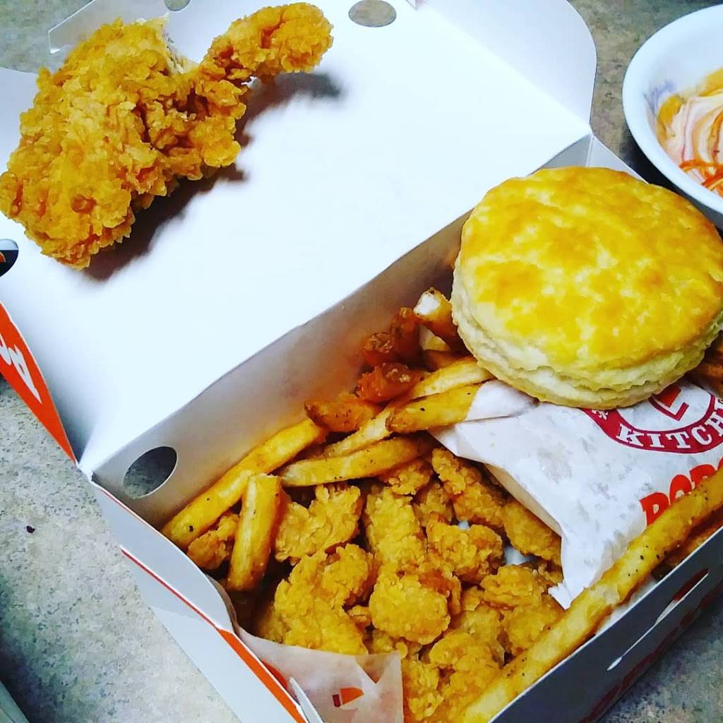 Popeyes Louisiana Kitchen | restaurant | 3510 W Baseline Rd, Laveen Village, AZ 85339, USA | 6022379932 OR +1 602-237-9932