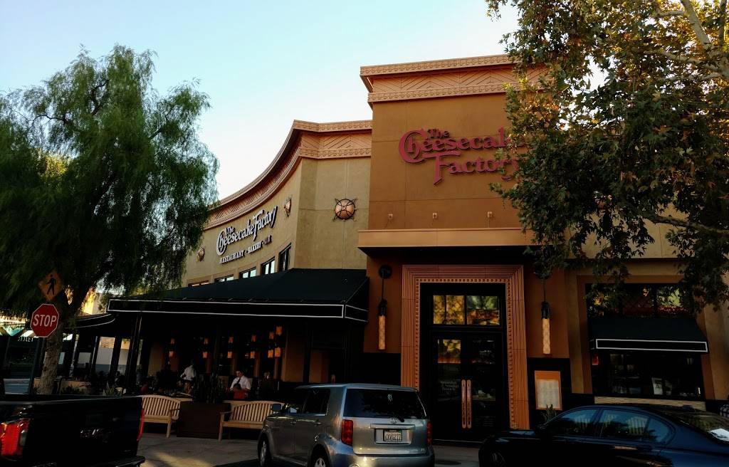 The Cheesecake Factory | restaurant | 24250 Town Center Dr #110, Valencia, CA 91355, USA | 6612861232 OR +1 661-286-1232