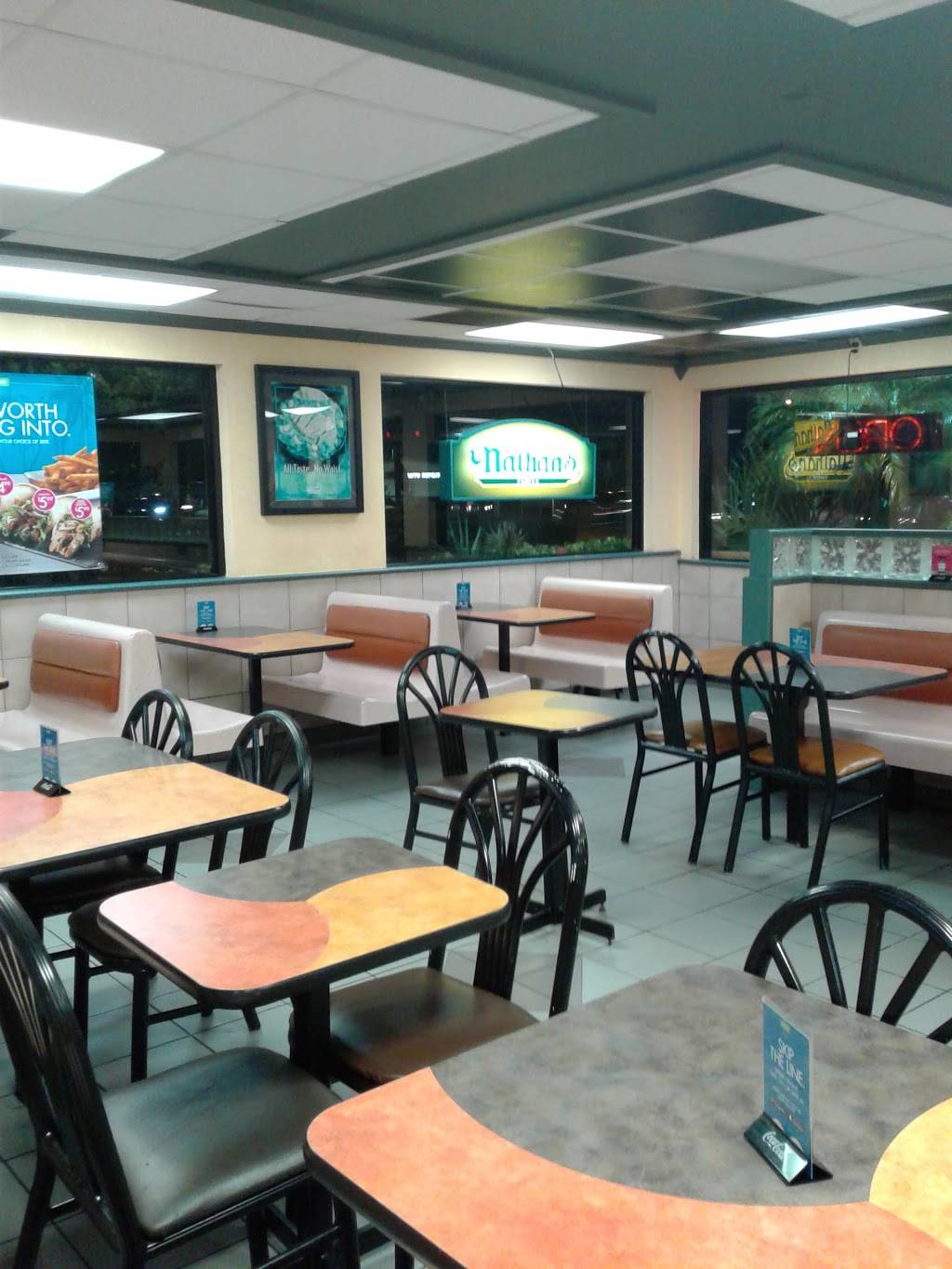 Miami Grill | restaurant | 19000 NW 2nd Ave, Miami, FL 33169, USA | 3056512660 OR +1 305-651-2660