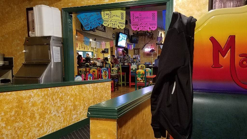 2 Margaritas Family Restaurant | restaurant | 18321 WA-3, Allyn, WA 98524, USA | 3602754010 OR +1 360-275-4010