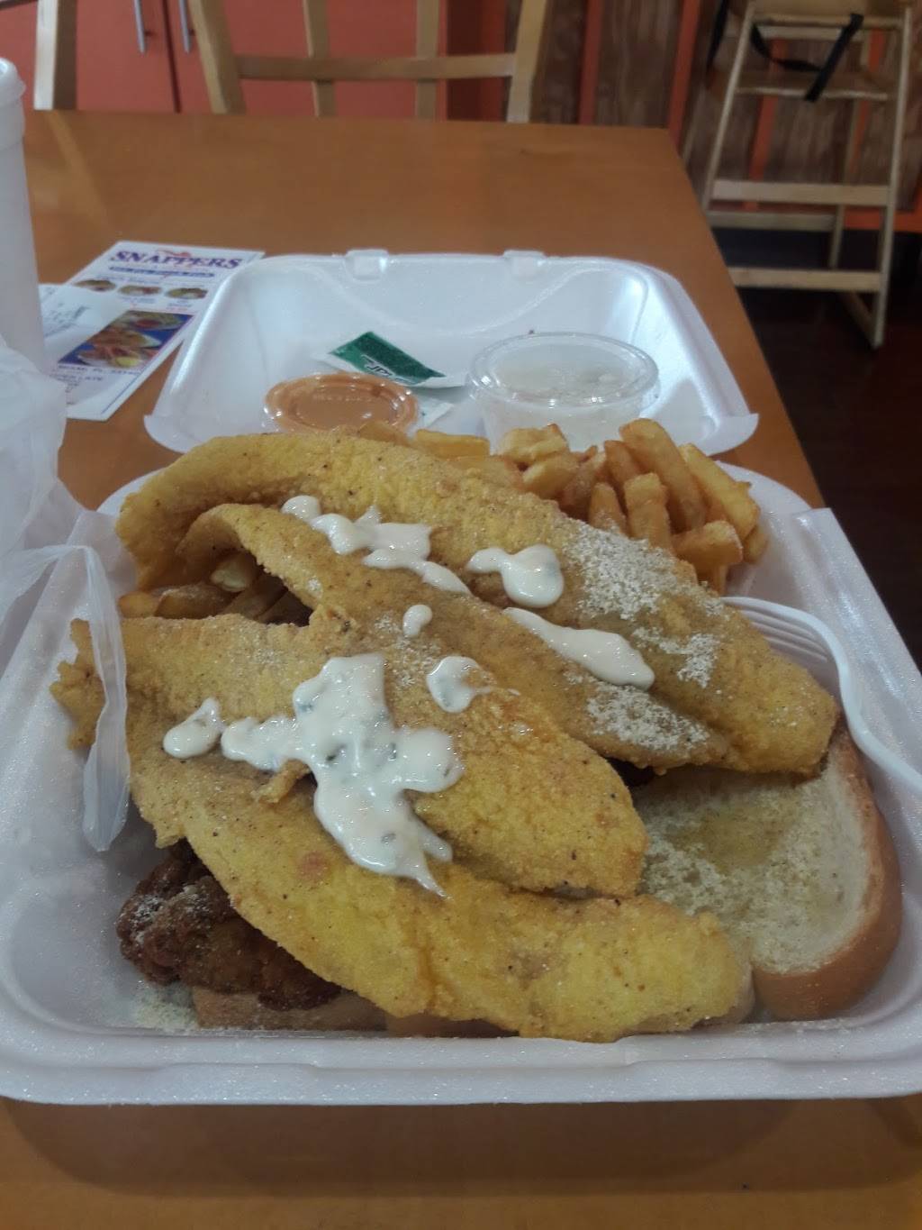 Snappers Fish & Chicken | restaurant | 5330 NW 17th Ave, Miami, FL 33142, USA | 3056918540 OR +1 305-691-8540