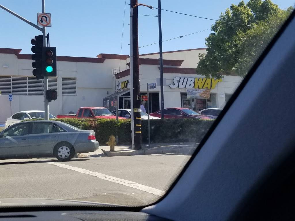 Subway Restaurants | restaurant | 5426 Topanga Canyon Blvd, Woodland Hills, CA 91364, USA | 8187150655 OR +1 818-715-0655