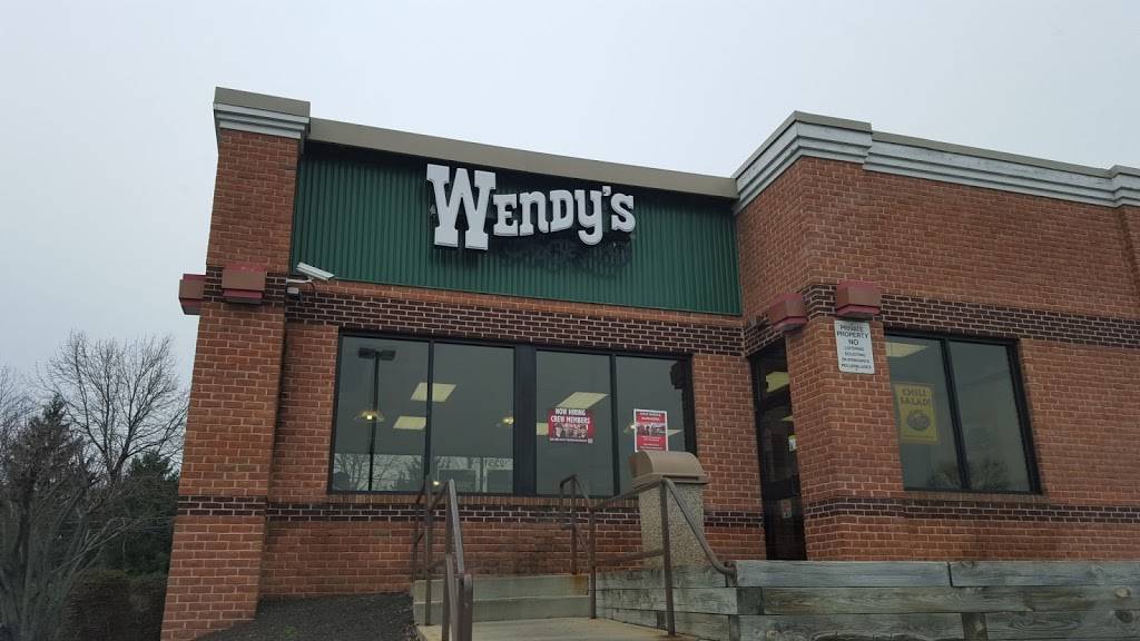 Wendys | restaurant | 2351 N Rolling Rd, Baltimore, MD 21244, USA | 4434365737 OR +1 443-436-5737
